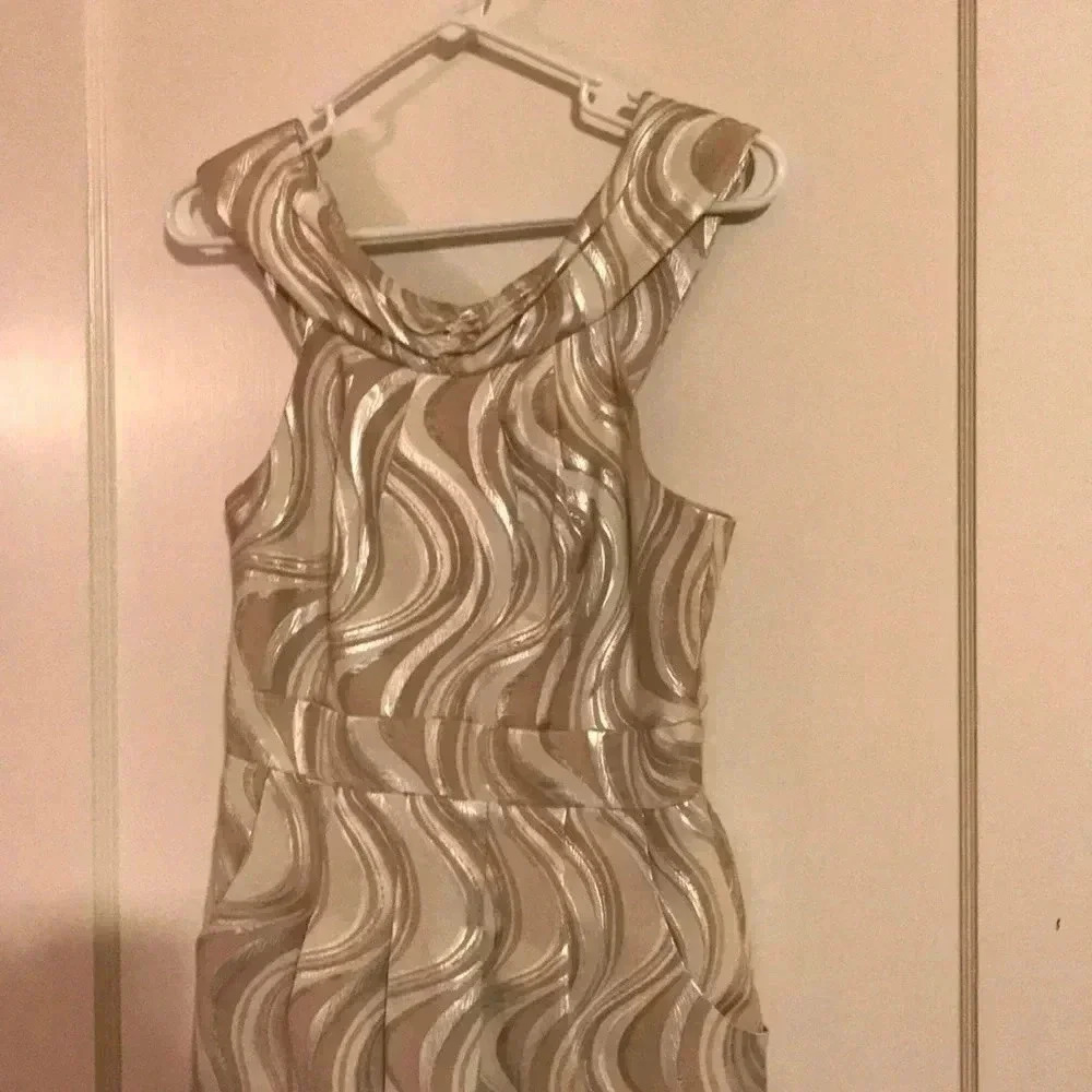EUC Tibi dress with pockets